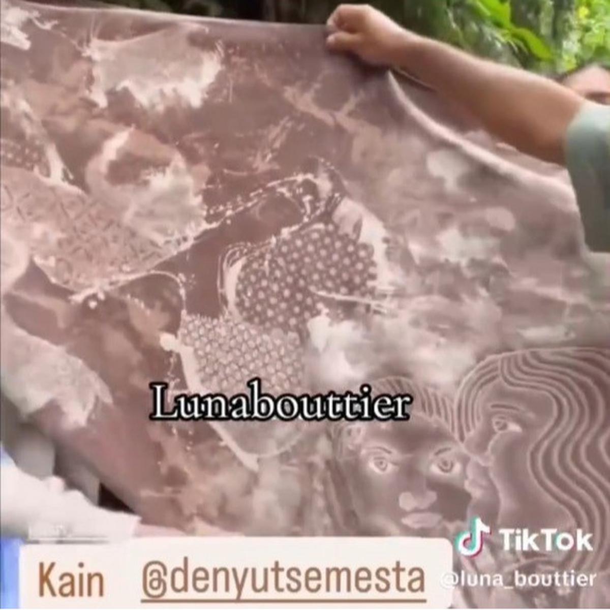 Luna Maya dan Maxime Bouttier Jalani Ritual Melukat di Bali Sebelum Menikah, Kompak Pakai Kain Batik Corak Khusus Penuh Makna