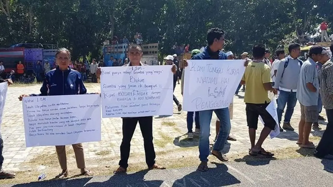 Demo telan korban