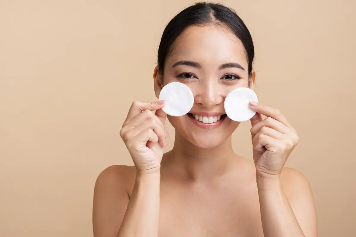 Perawatan Kulit dengan Toner Alami