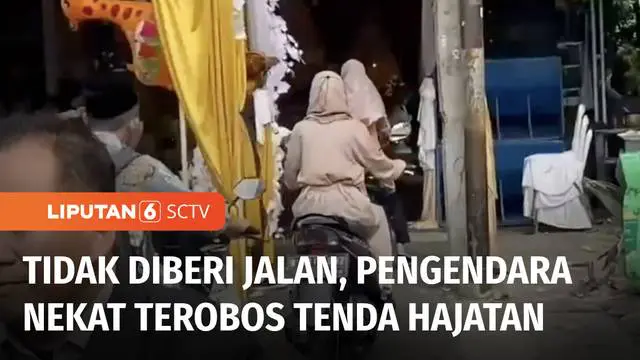 VIDEO: Nekat! Pemotor Terobos Tenda Hajatan yang Digelar Warga karena Tutup Semua Badan Jalan