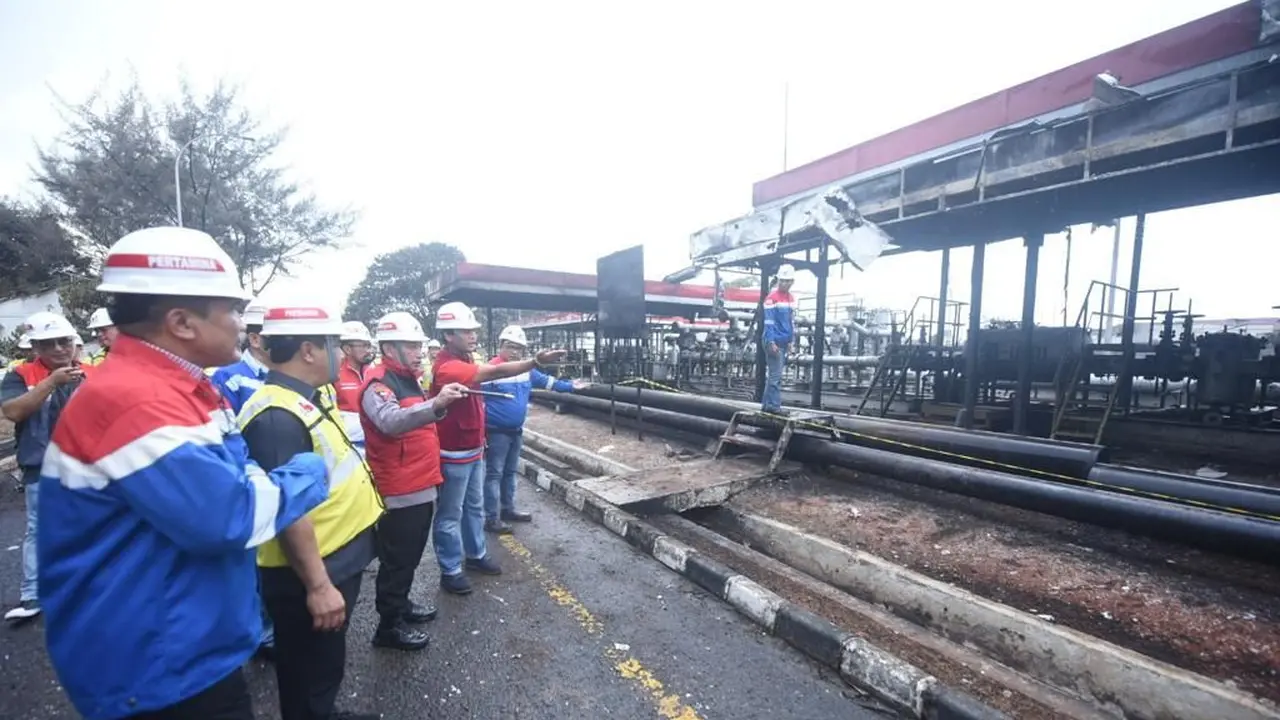 Kapolri Listyo Sigit Prabowo melakukan investigasi kronologi insiden kebakaran depo Pertamina Plumpang di Jakarta Utara.