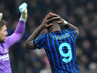 Reaksi pemain Inter Milan, Marcus Thuram (kanan) selama pertandingan babak playoff Liga Champions 2025-2026 melawan Bodo/Glimt di stadion San Siro, Italia, Selasa 24 Februari 2026 waktu setempat atau Rabu (25/2/2026) dini hari WIB. Inter Milan gagal melangkah lebih jauh di Liga Champions 2025-2026. (Spada/LaPresse via AP)