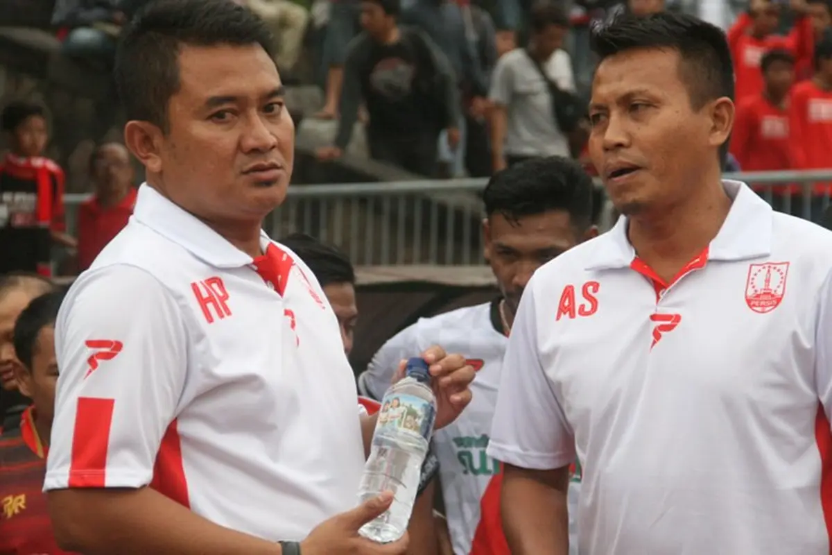 Persis Legend