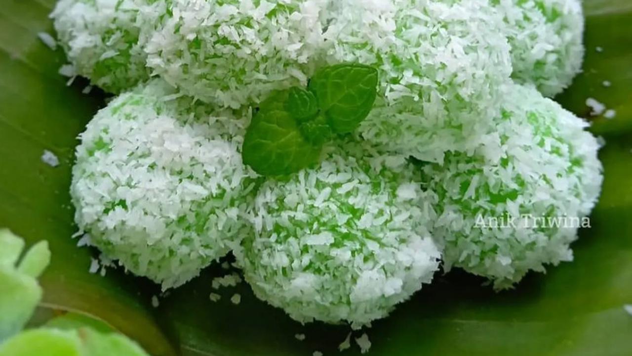 Filosofi Klepon: Antara Kelembutan, Kejutan, dan Makna Kehidupan