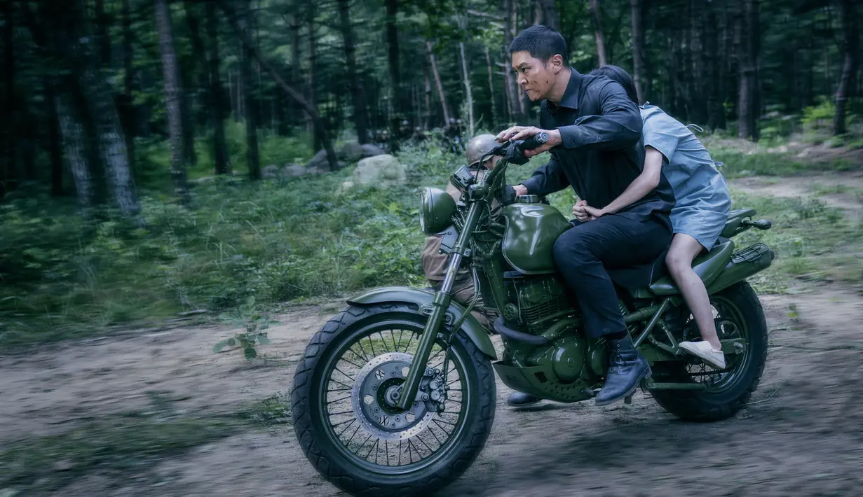 Joo Woon dalam Film Carter. (Foto oleh: Son Ik-chung/Netflix © 2022)