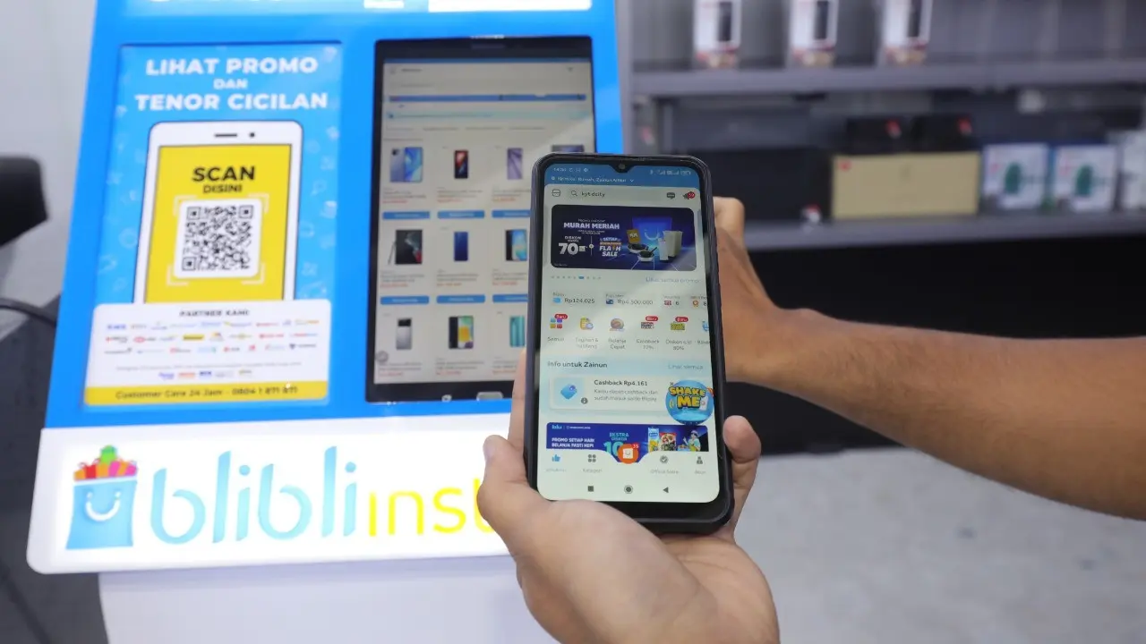 Blibli telah membuka gerai offline Blibli Store di Galaxy Mall Surabaya pada akhir Desember 2022 silam.