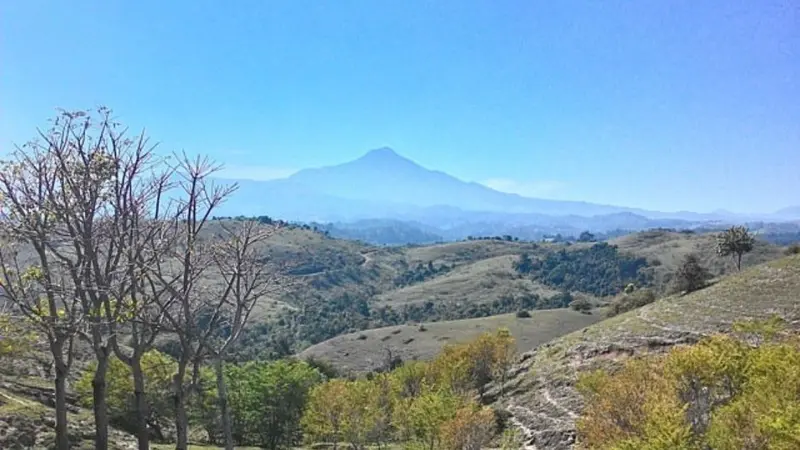 Pemandangan Gunung Seulawah Agam di Aceh