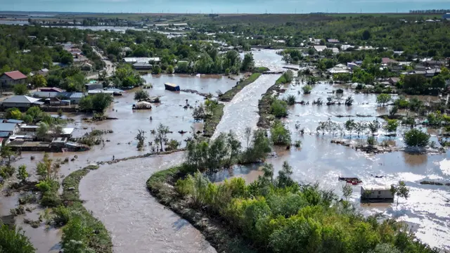 Badai Boris Hantam Rumania, Banjir Rendam Ribuan Rumah Warga