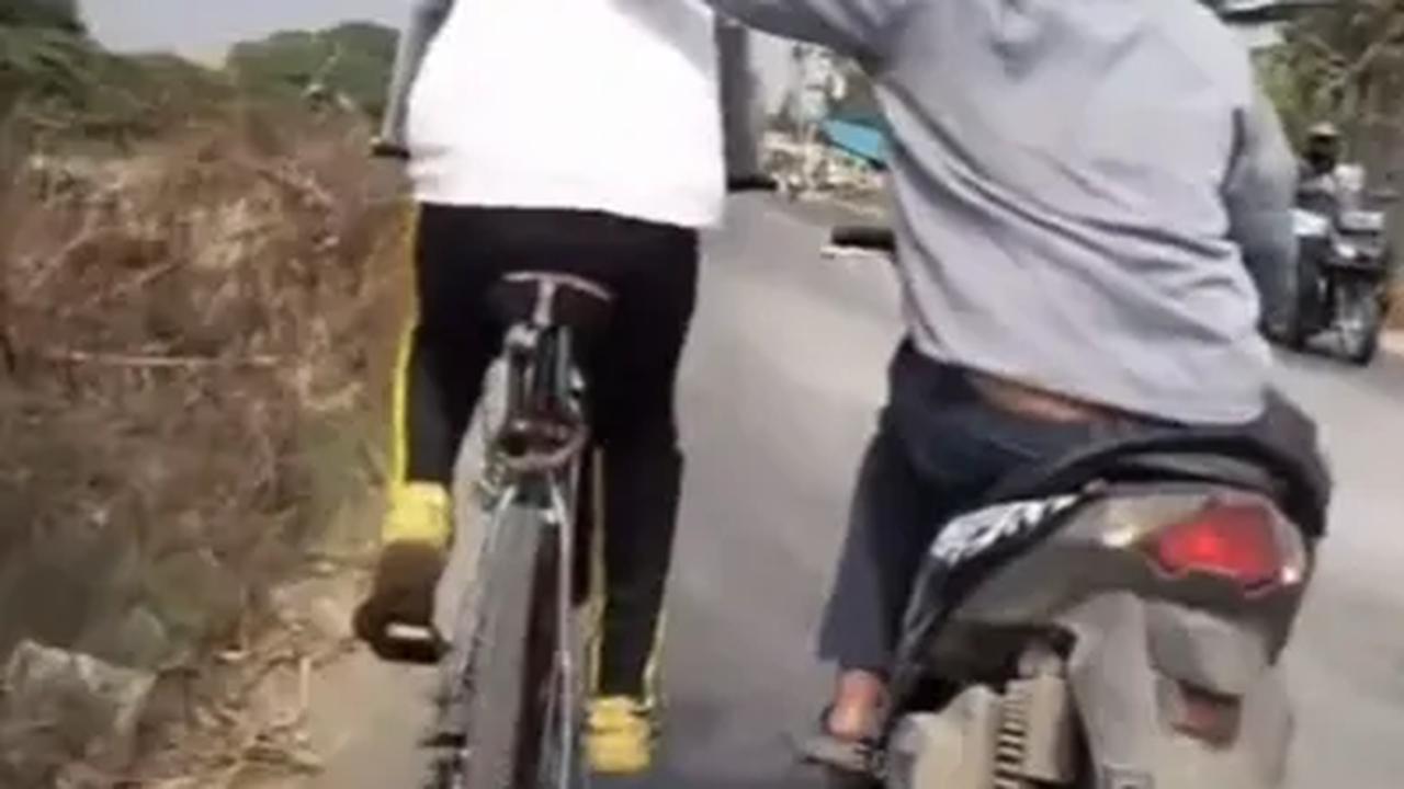 Viral Pesepeda di Tambun Bekasi Dijambret Pengendara Motor, Korbannya Sampai Jatuh