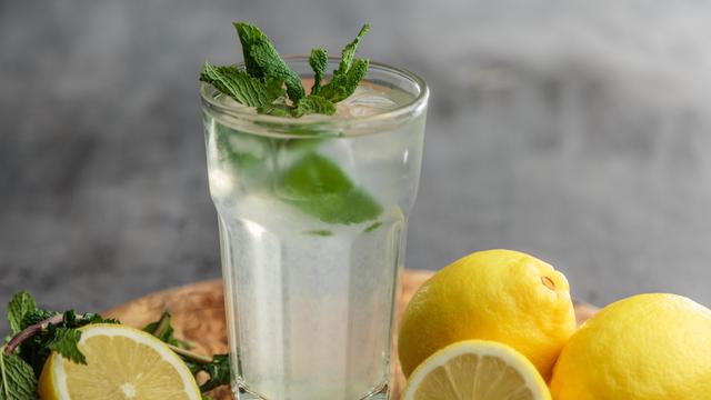 4 Fakta yang Salah tentang Air Lemon