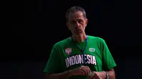Pelatih kepala Timnas Basket Indonesia, Milos Pejic saat pemusatan latihan Timnas Basket Indonesia untuk SEA Games 2023 Kamboja di GBK Arena, Senayan, Jakarta, Rabu (03/05/2023). (Bagaskara Lazuardi)