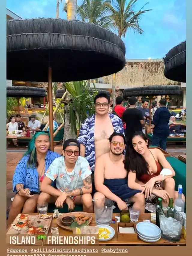 6 Potret Mantan Suami Wulan Guritno, Adilla Dimitri Bersama Baby Jovanca