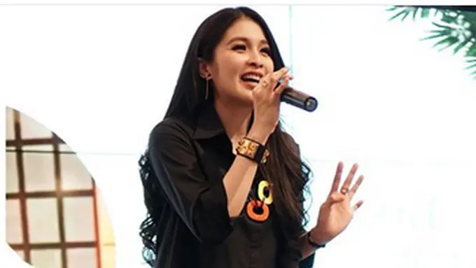 [Bintang] Sandra Dewi