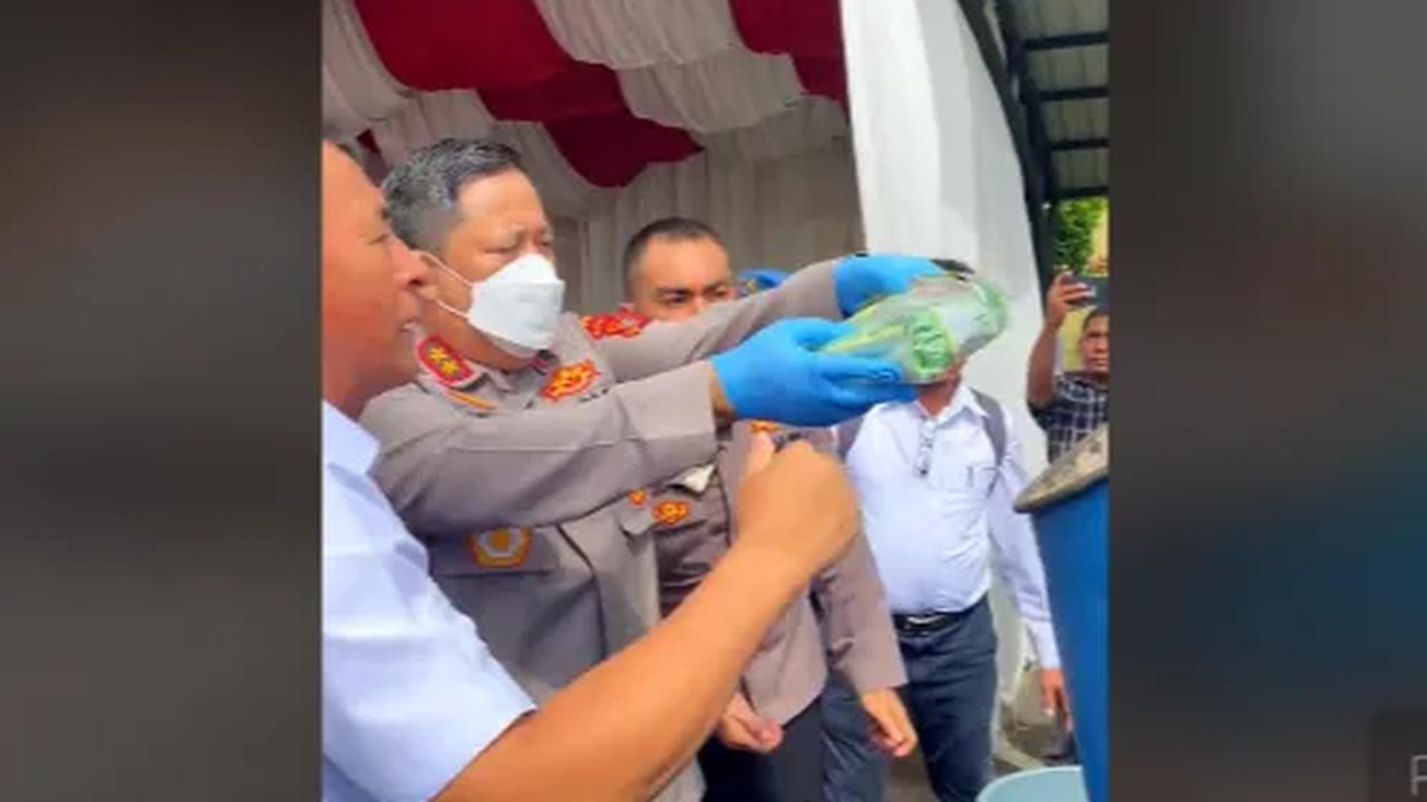 Achmad Kartiko rupanya selama ini menerima laporan terkait jumlah tahanan setiap harinya. Di mana tahanan baik di Polda Aceh maupun jajaran, 70 persennya merupakan pelaku penyalahgunaan narkotika.<br>
