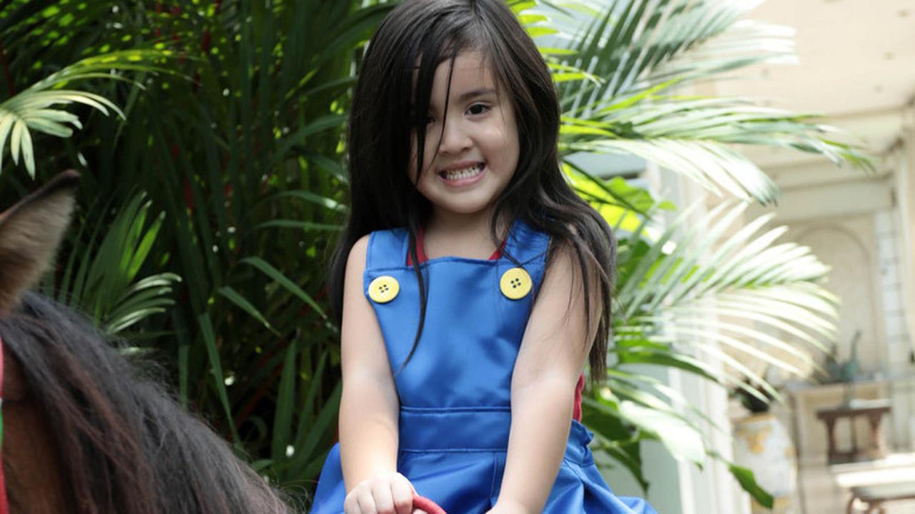 Ada Putri Nia Ramadhani, 4 Anak Artis Indonesia yang Berprestasi di Bidang Akademik dan Non-akademik