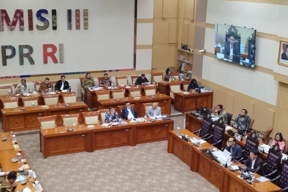 Suasana jalannya rapat di Komisi III DPR.