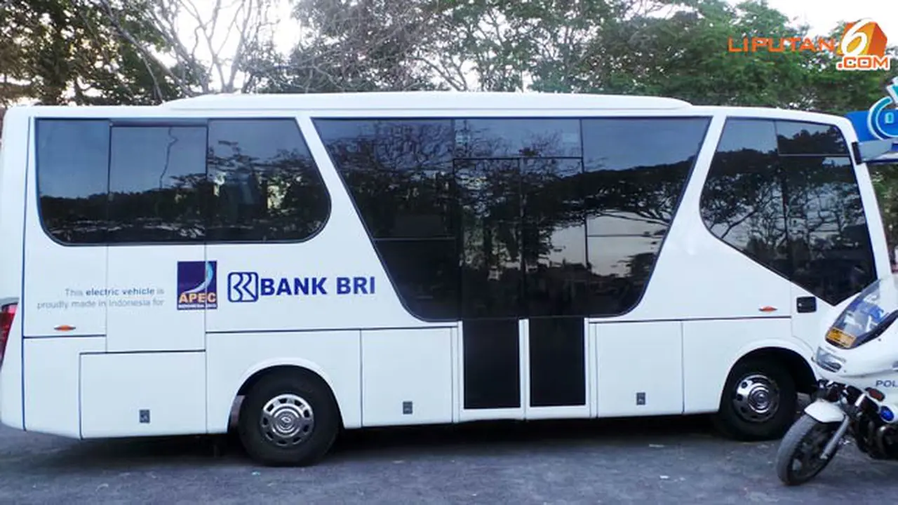 mobil-listrik-bri-131004b.jpg