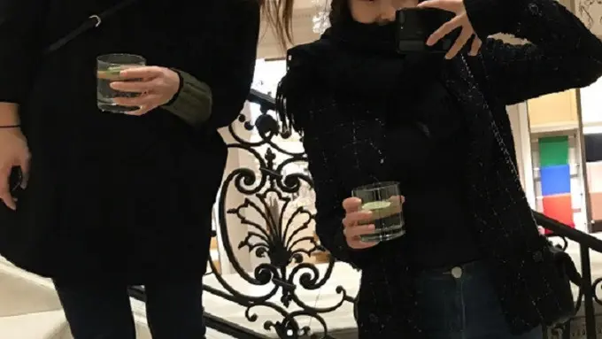 Jessica jung dan Krystal f(x) saat berlibur di New York. (Instagram/jessica.syj)