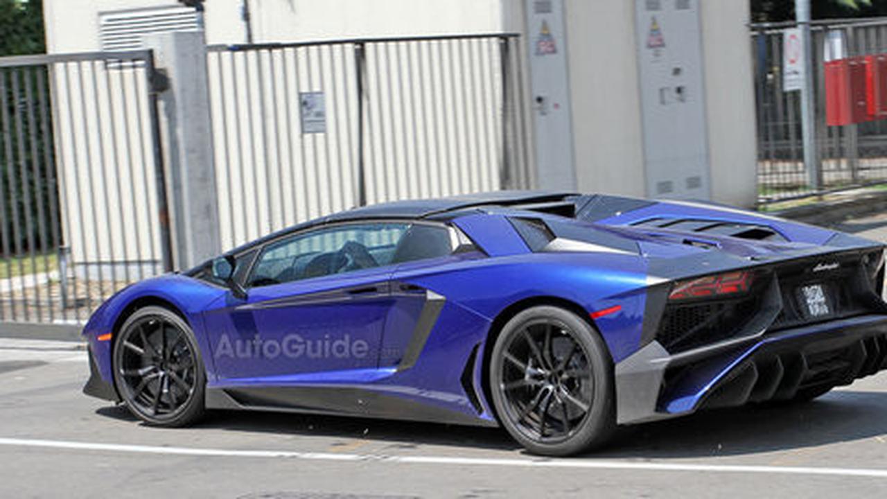 Lamborghini siapkan perilisan mobil baru pada 19 Agustus nanti?