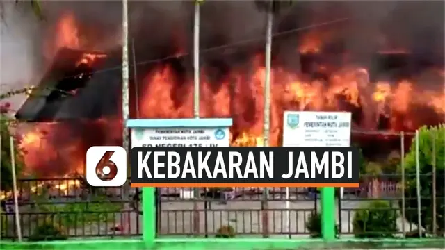 VIDEO: Kebakaran Gedung SD Negeri Saat Guru Tengah Mengisi Rapor