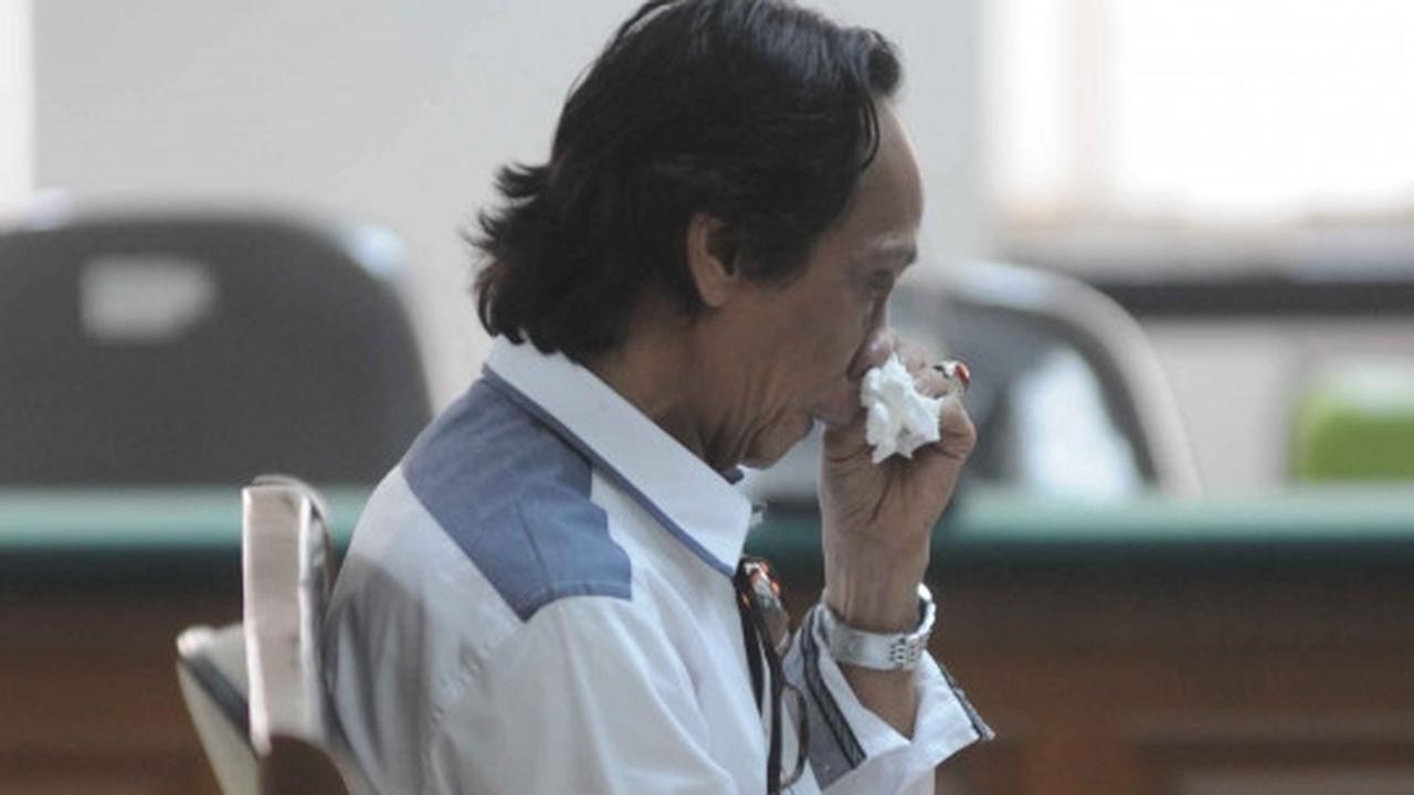 Tangis Mandra bacakan pembelaan terkait kasus siaran program TVRI