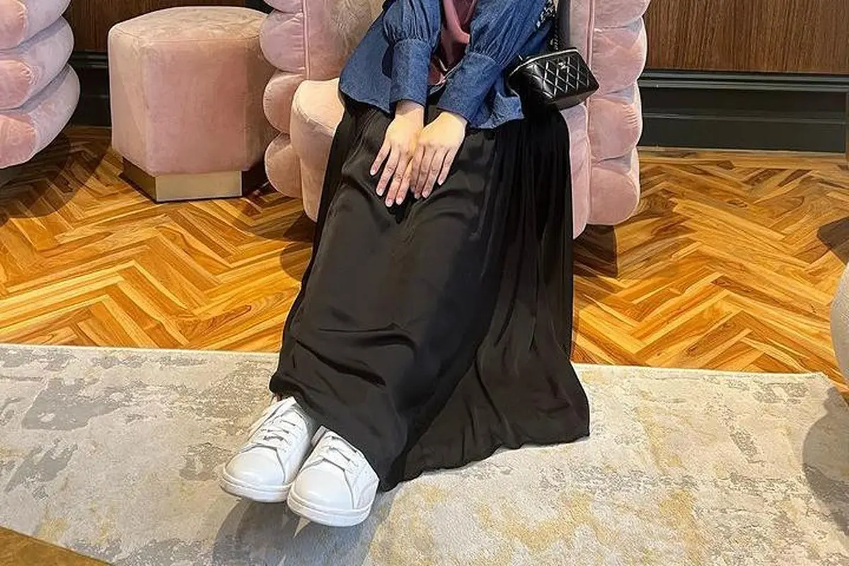 Zaskia Sungkar dan Outfit sederhananya