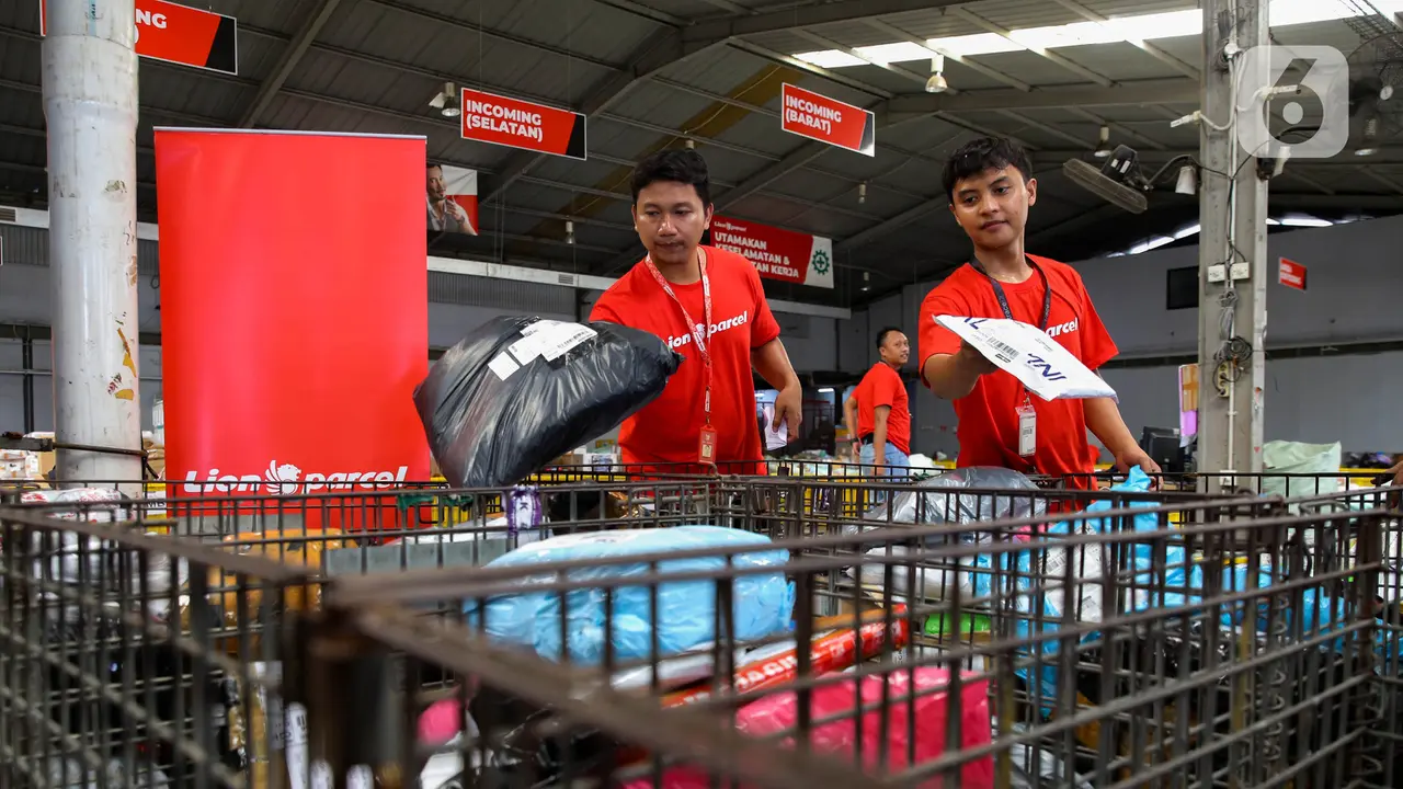 Harbolnas 1212 dan Nataru 2024/2025 Picu Kenaikan Jumlah Pengiriman Barang