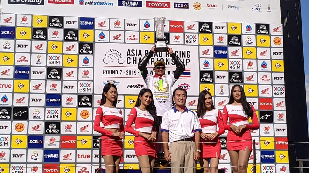 Pembalap Indonesia, Andy Muhammad Fadly dari Manual Tech KYT Kawasaki Racing berhasil keluar sebagai juara umum di Asia Road Racing Championship (ARRC) 2019 kelas AP250cc.
