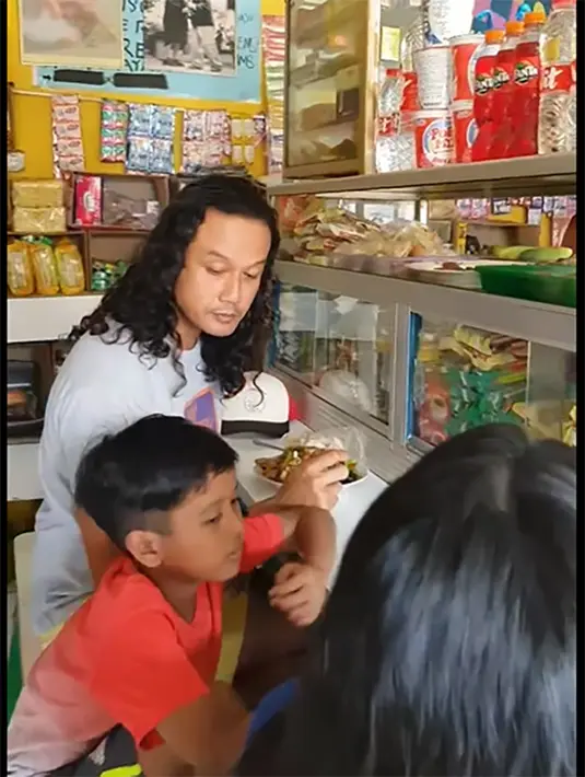 [Instagram/dwisasono]