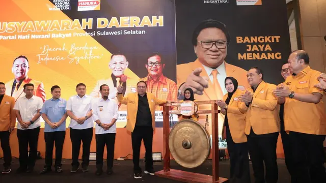 Ketua Umum DPP Partai Hanura Oesman Sapta membuka Musyawarah Daerah (Musda) IV Hanura Sulsel di Makassar, Provinsi Sulawesi Selatan (Sulsel).