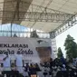 Deklarasi cagub dan cawagub Bali, Ida Bagus Rai Dharmawijaya Mantra-I Ketut Sudikerta, di Monumen Bajra Sandhi. (Liputan6.com/Dewi Divianta)