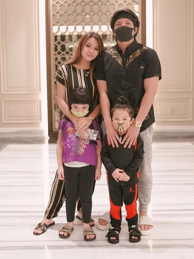 Aurel Hermansyah dan Atta Halilintar. (Foto: Instagram @aurelie.hermansyah)