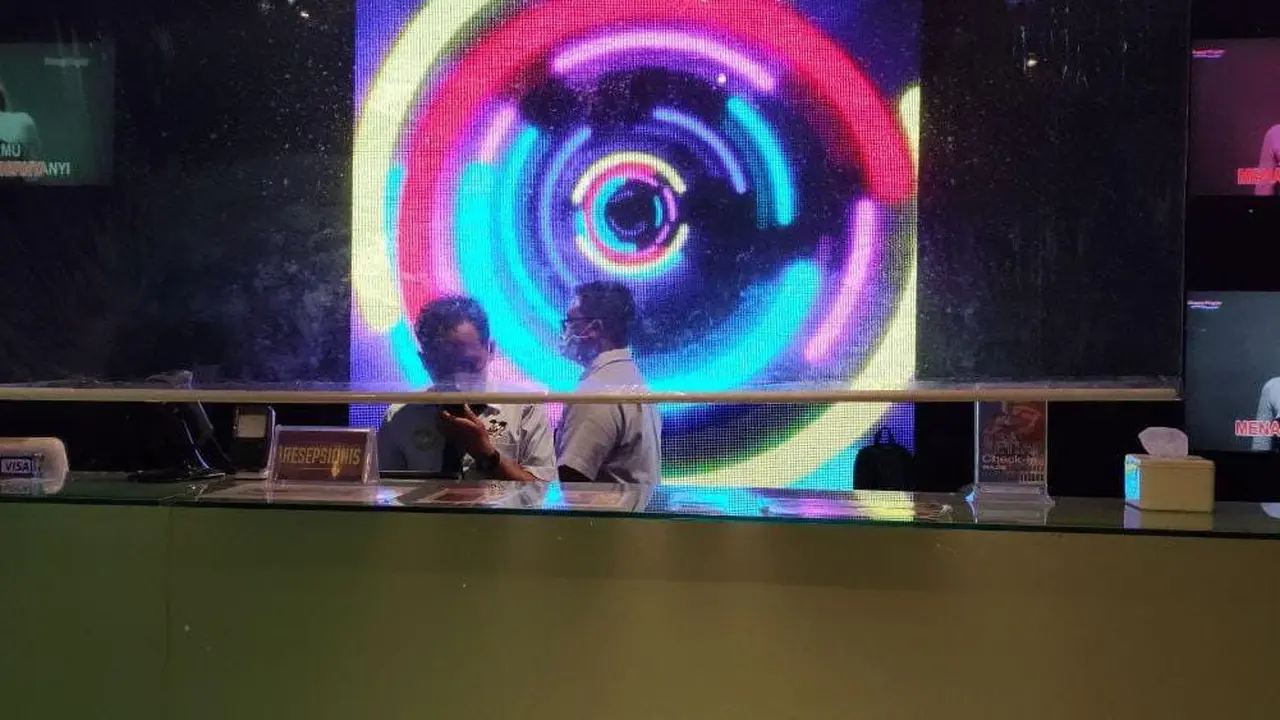 Hiburan karaoke keluarga di Balikpapan Kaltim mulai membuka usaha.