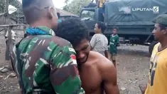 Tangis haru mengiringi perpisahan prajurit TNI dengan warga perbatasan.