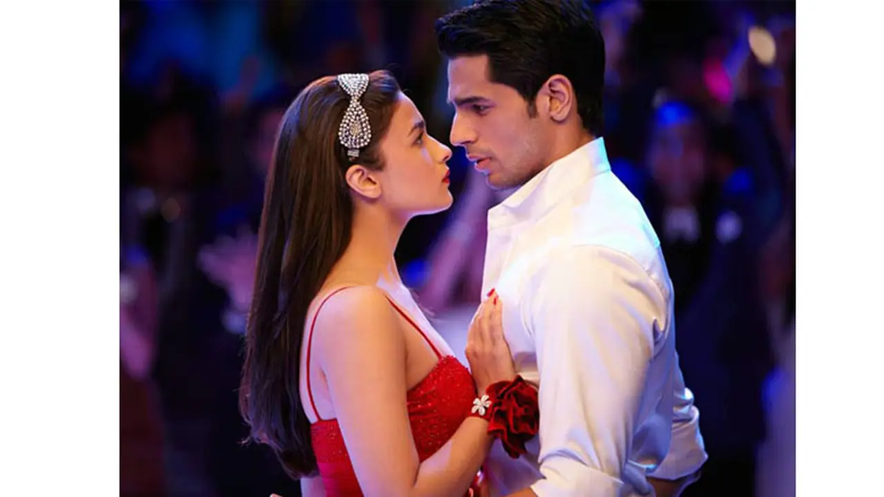 Sidharth Malhothra Rayakan Ultah Bareng Alia Bhatt