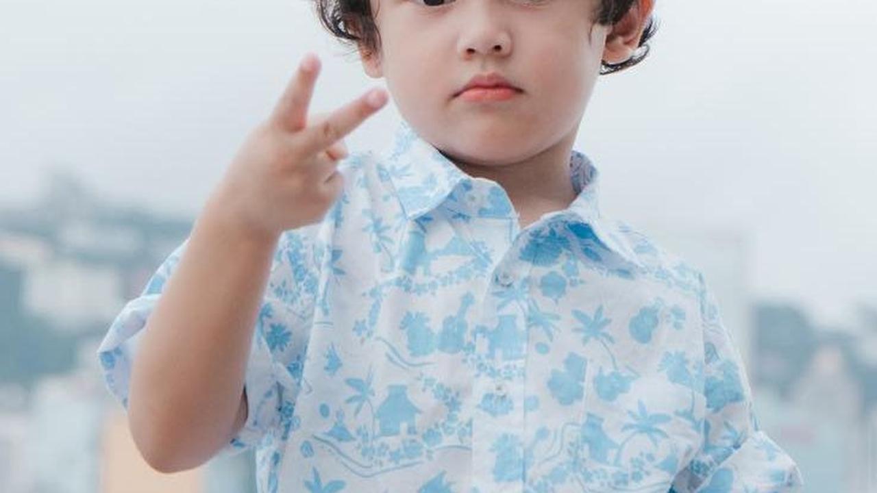 Jelang Usia 3 Tahun, ini 10 Potret Terbaru Saka Anak Kelima Ussy dan Andhika Pratama yang Makin Gemesin!