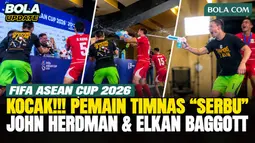 Kocak! Pemain Timnas Indonesia “Serbu” John Herdman dan Elkan Baggott di Ruang Konferensi Pers FIFA ASEAN Cup 2026