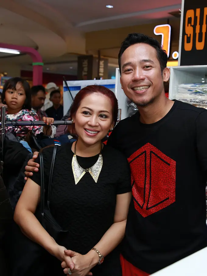 Denny Cagur, Santi Widhiastuti