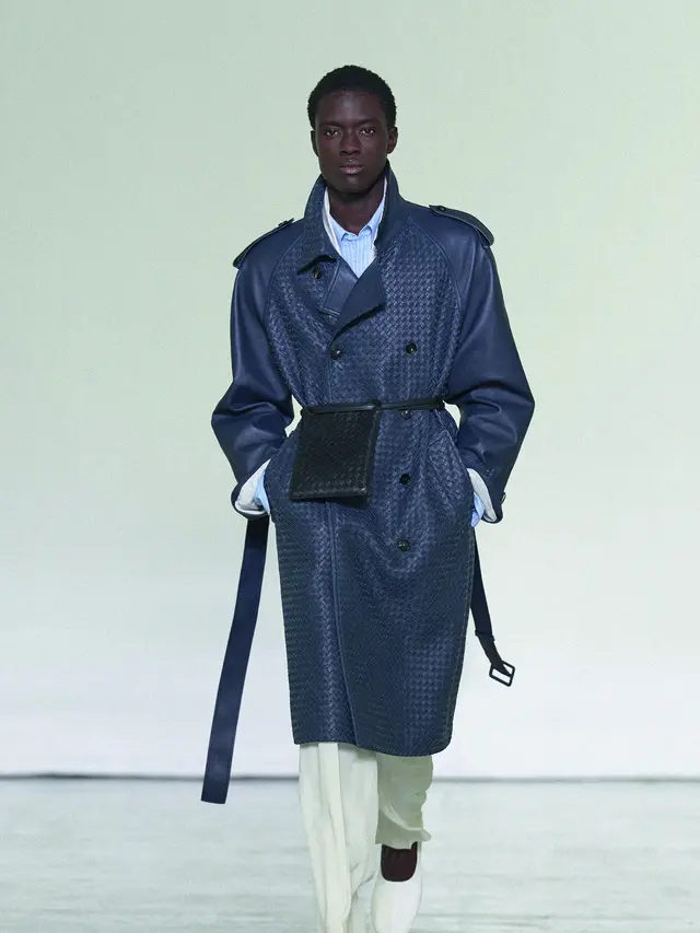 Bottega Veneta Summer 2027 Hadirkan Saat Craftsmanship Ikonis Hadir Lebih Ringan dan Bebas