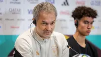 Pelatih Timnas Jerman U-17, Christian Wuck, dalam sesi jumpa pers jelang final Piala Dunia U-17 2023, Jumat (1/12/2023). Rencananya, Jerman U-17 akan bersua Prancis di Stadion Manahan, Solo, Sabtu (2/12/2023). (Bola.com/Bagaskara Lazuardi)&nbsp;