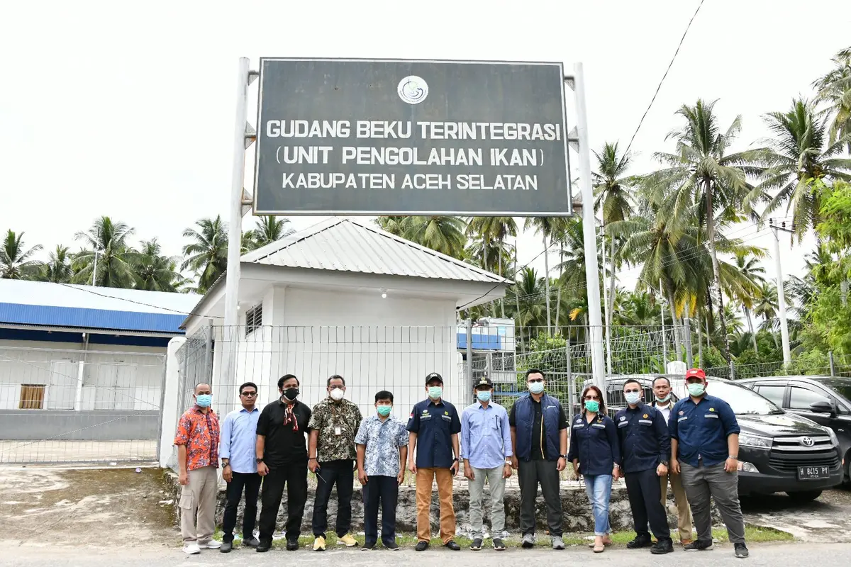Bantu Tingkatkan Produktivitas, BPH Migas Naikkan Kuota Solar Nelayan Aceh Selatan