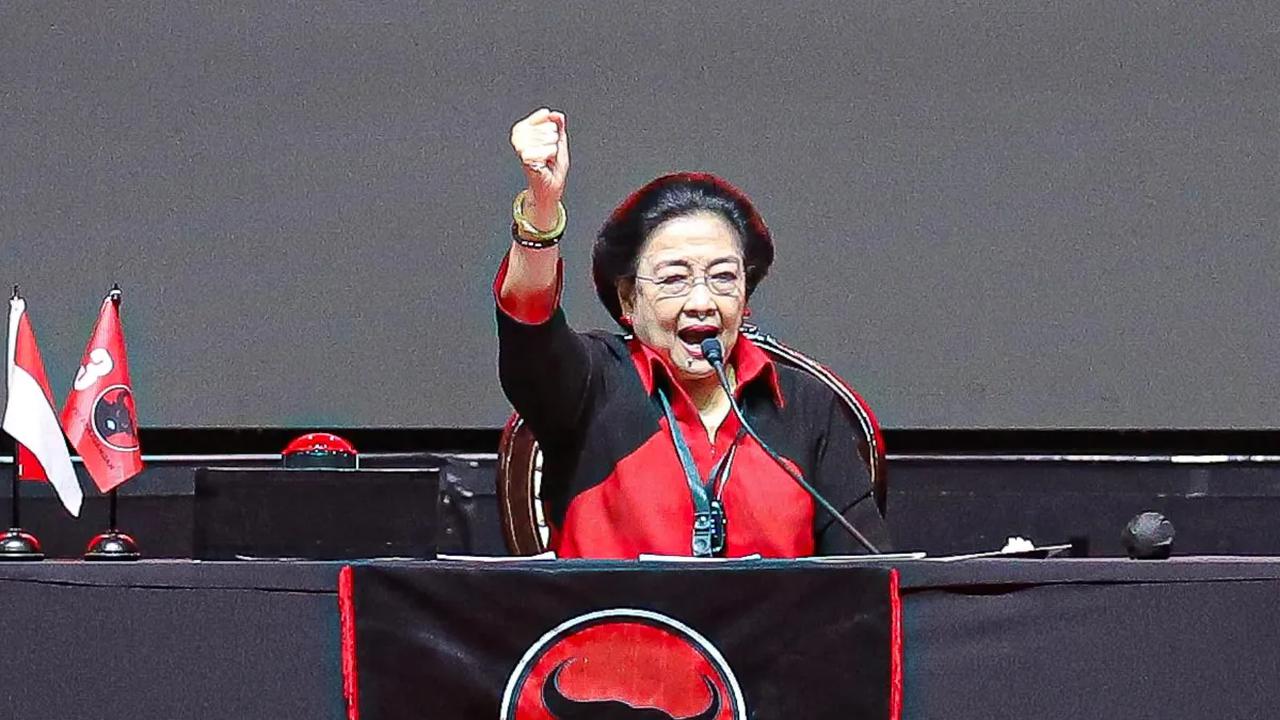 Anak Megawati, Puan Maharani karirnya di politik juga dari bawah. Puan menjadi ketua DPR juga karena memiliki suara terbanyak, bahkan Megawati sudah bukan presiden.