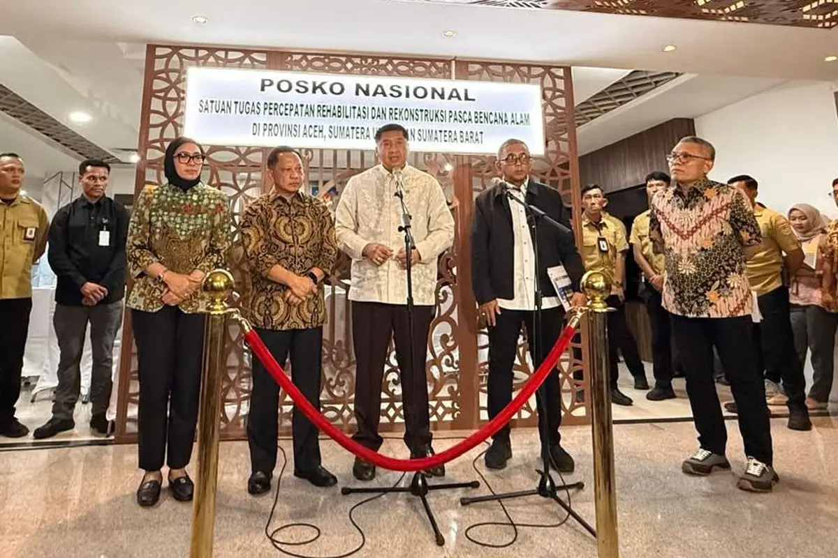 Menteri PKP Maruarar Sirait Rapat Koordinasi Pembahasan Pembangunan Hunian Tetap di Posko Nasional Satgas PRR, Kementerian Dalam Negeri, Jakarta, Selasa (21/7/2026).