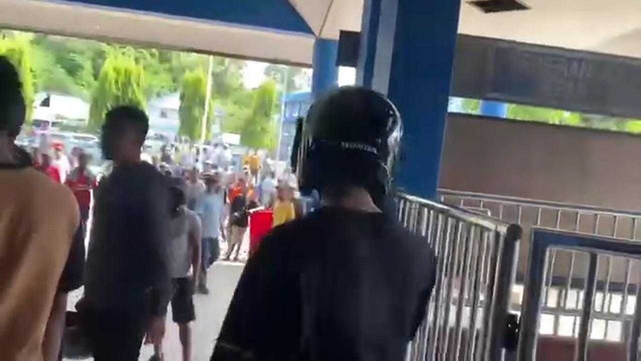 Bentrok Brimob dan TNI AL