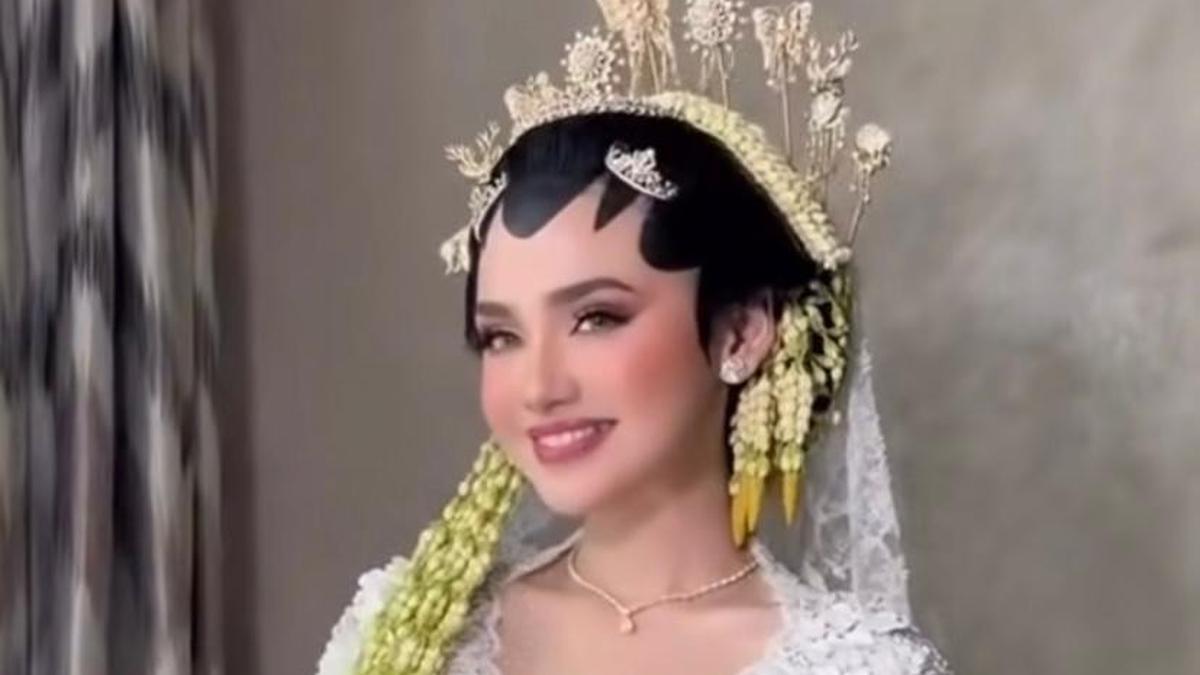 Syifa Hadju Menikah dengan El Rumi Hari Ini, Memesona dalam Balutan Kebaya Putih