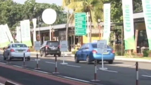 [VIDEO] Pilihan Angkot ke Bandara Halim Masih Minim