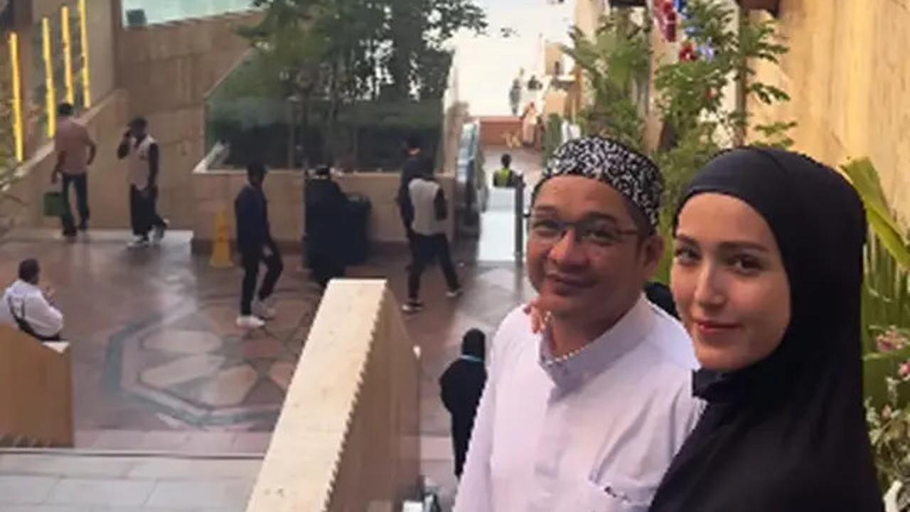 Potret Kebersamaan Pasha Ungu dan Adelia Jalani Ibadah Haji di 2025, Penuh Kehangatan