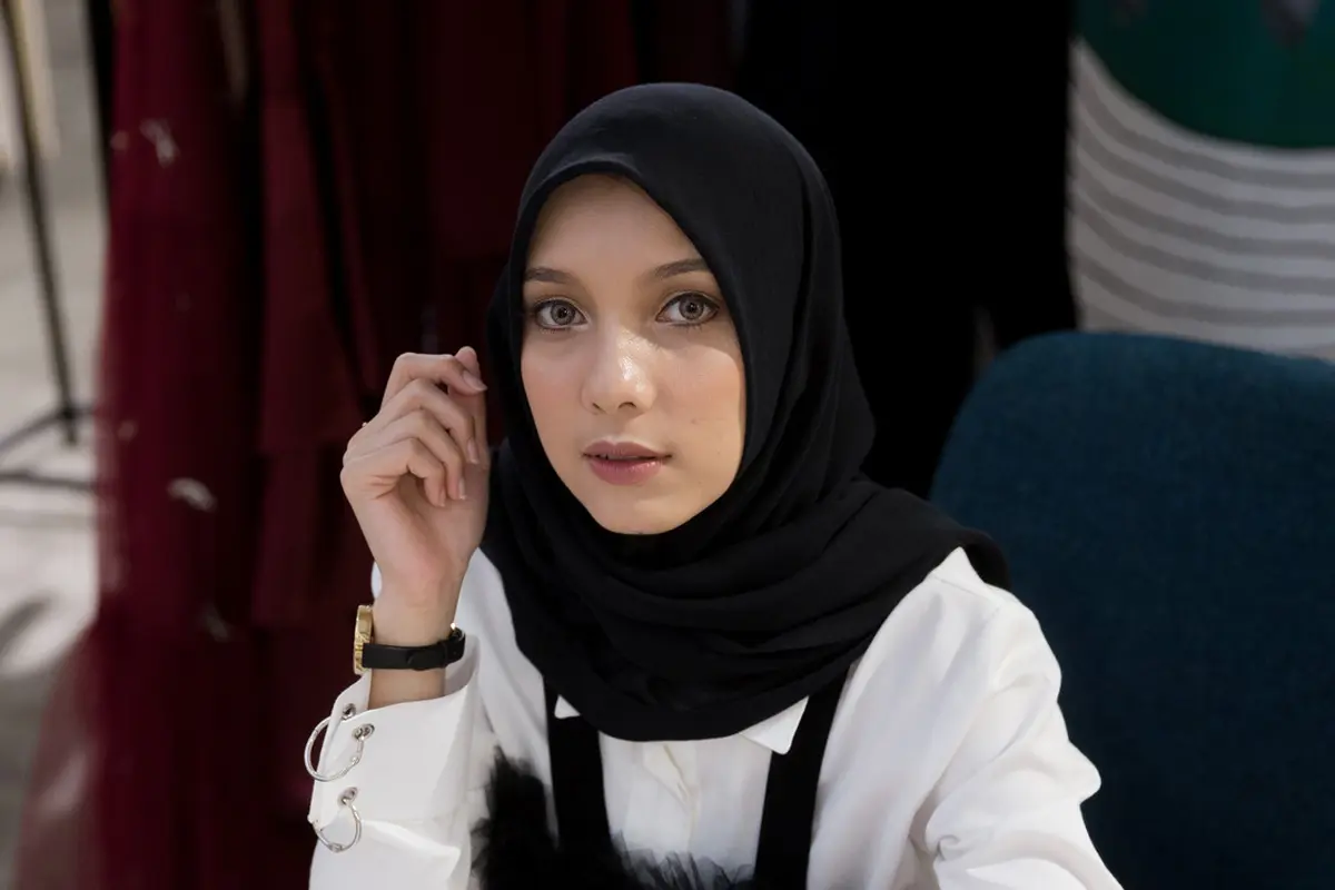 Jenahara Hadirkan Desain Modest Wear Bernafaskan Edgy di Fimela Fest 2018