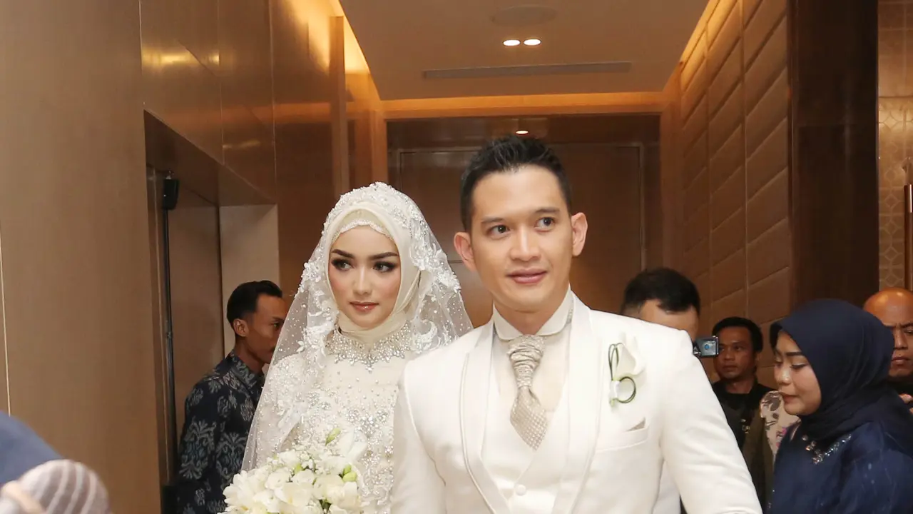 [Fimela] Citra Kirana dan Rezky Aditya