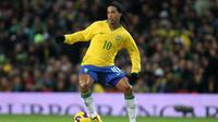 Ronaldinho. | via: theguardian.com